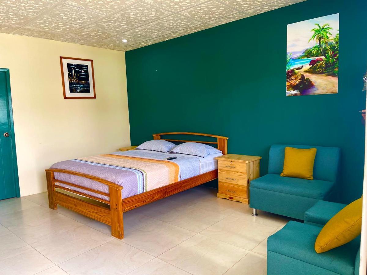 Hostal Tropicoco Hotel Playas Exterior photo